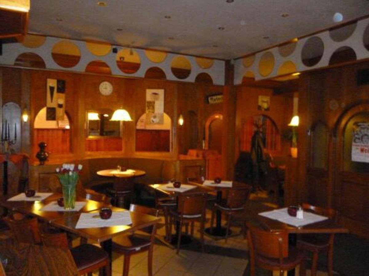 Adler Brasserie Munderkingen Eksteriør billede